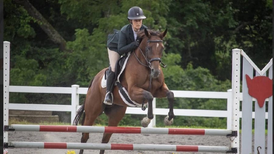 Ali Rawles jumping