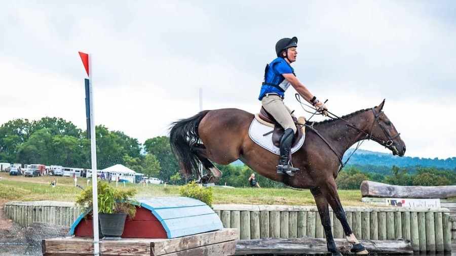 Erin Harty jumping