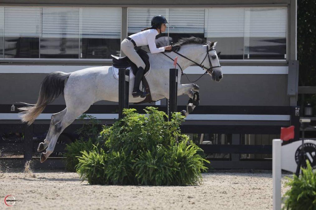 Gabrielle Migliore jumping