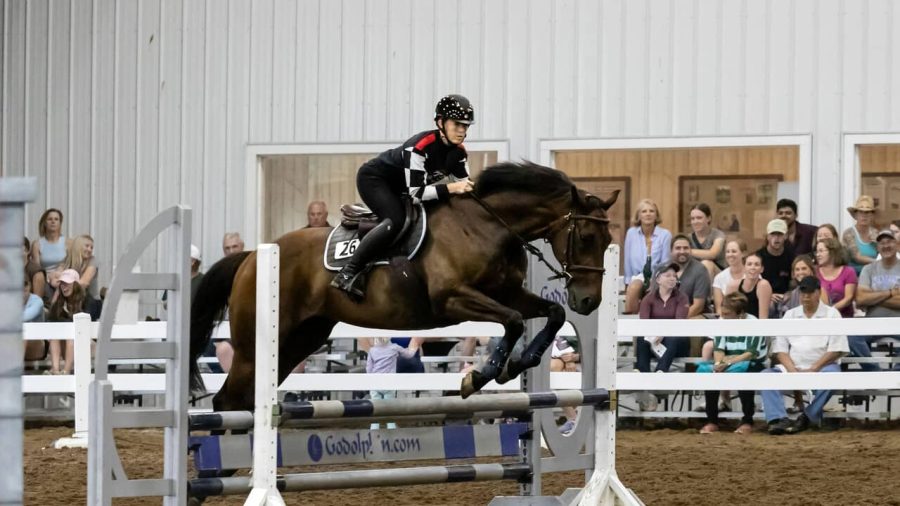 Sophie Doyle jumping 2025