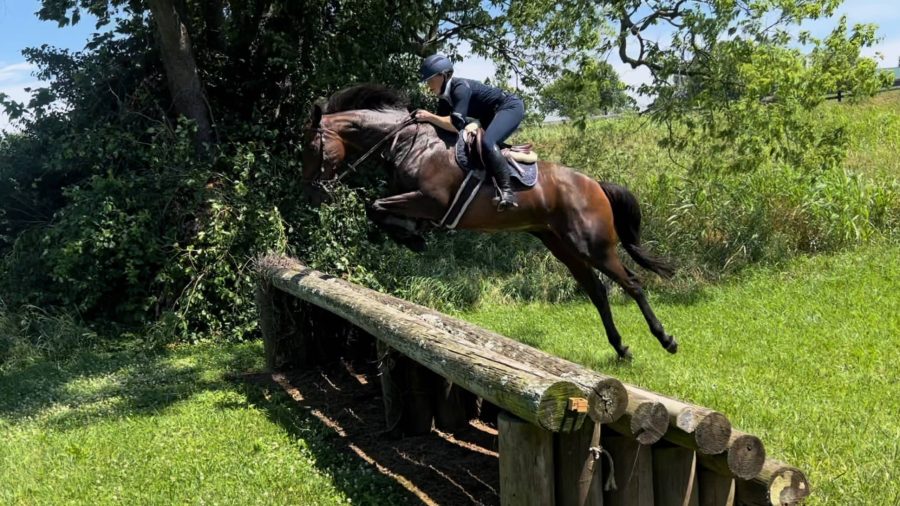 Sophie Doyle jumping